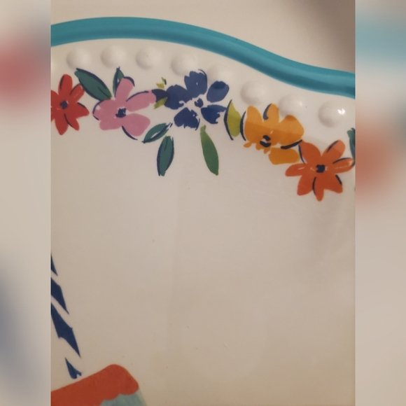 The Pioneer Woman Round Birthday Platter - Picture 4 of 7